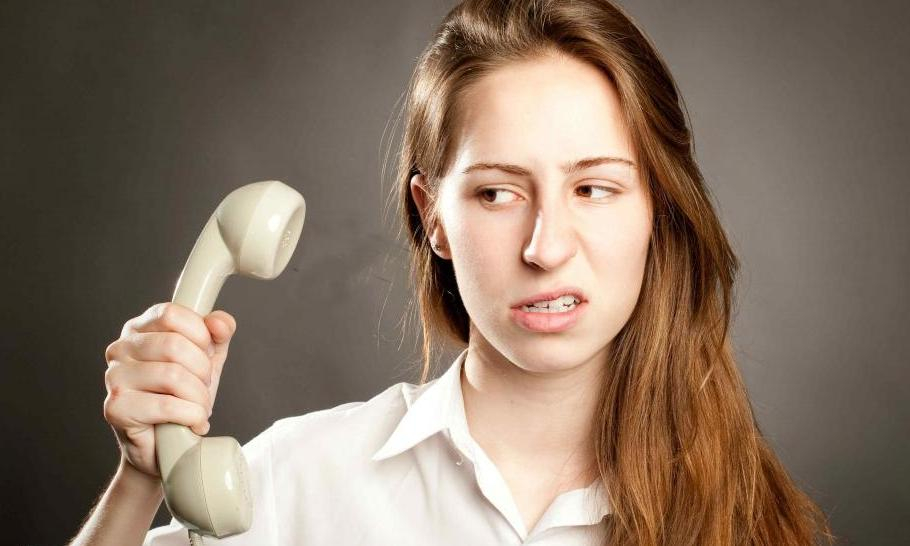 Что делать, если коллекторы угрожают родственникам и знакомым?
