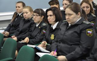 Приставы посчитали, сколько денег им не удалось взыскать из-за моратория